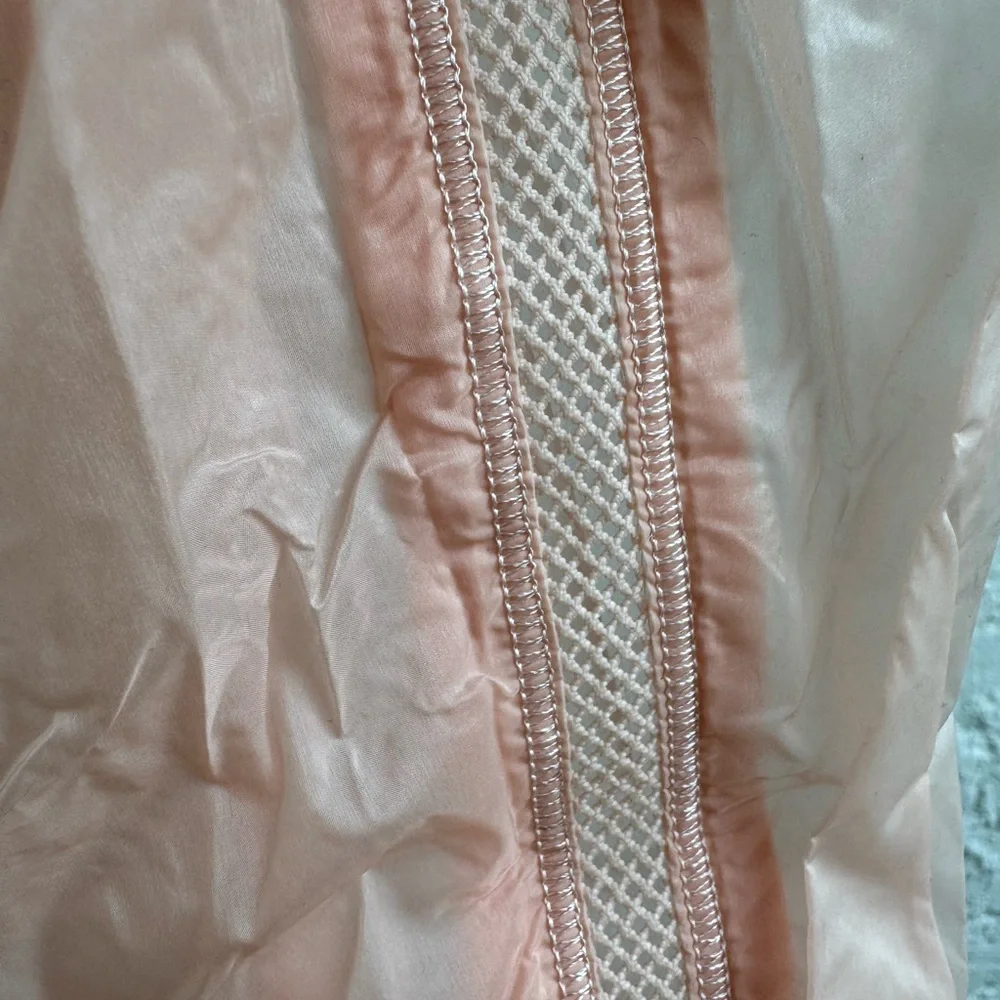Lululemon Athletica Lightweight Hooded Jacket, Size 8 - Picture 3 of 7
